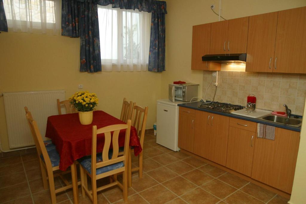 Afrodite Apartmanok إغير المظهر الخارجي الصورة