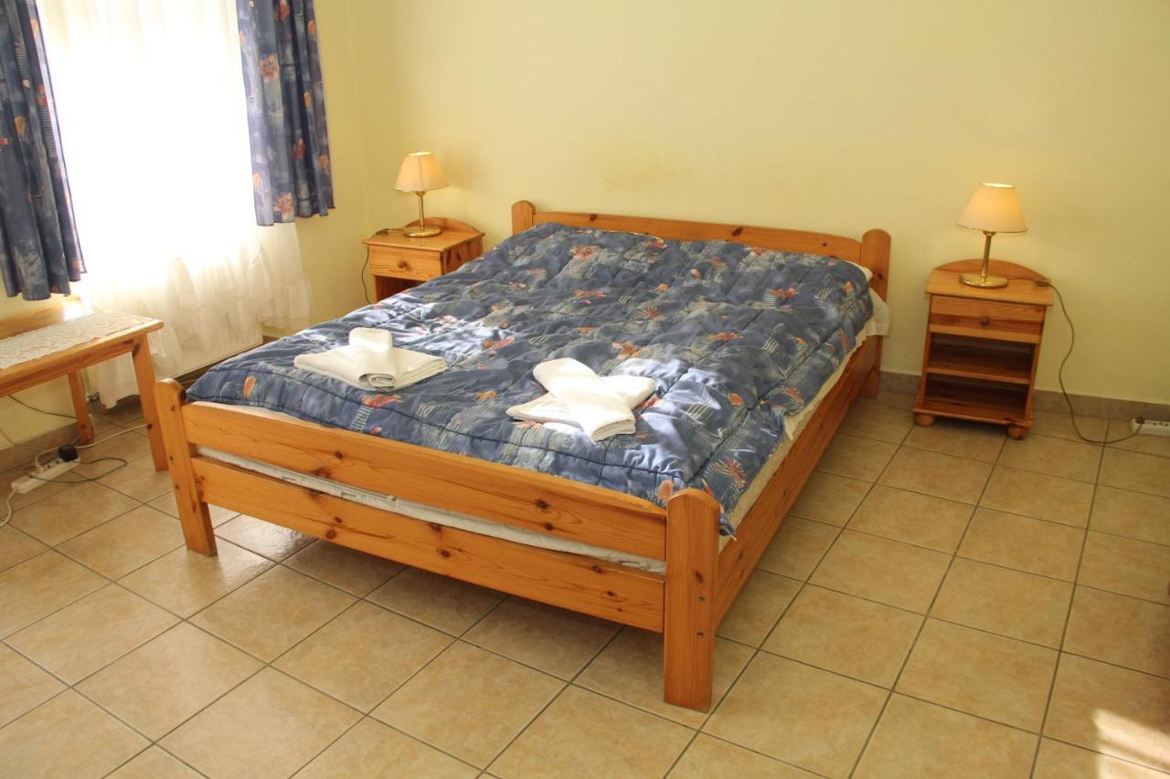 Afrodite Apartmanok إغير المظهر الخارجي الصورة