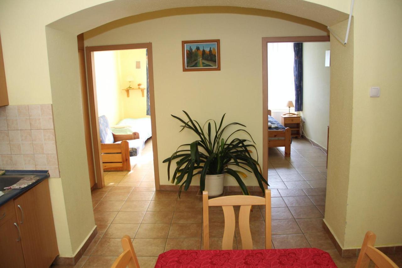 Afrodite Apartmanok إغير المظهر الخارجي الصورة